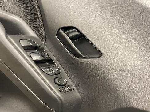 New 2025 Nissan Kicks Play S FWD image 11