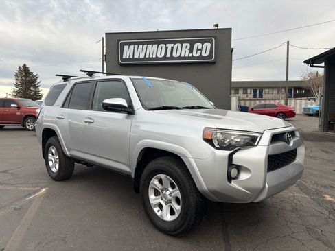 Used 2016 Toyota 4Runner SR5 image 1