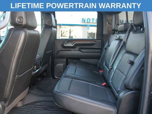 Used 2024 GMC Sierra 3500 Denali w/ Denali Reserve Package image 10