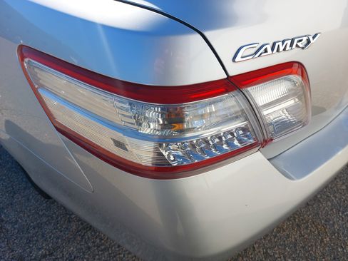 Used 2011 Toyota Camry BASE image 35