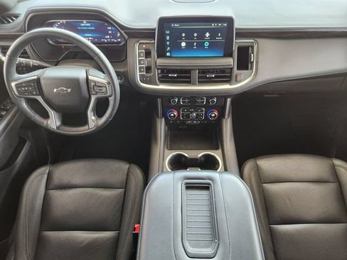 Used 2023 Chevrolet Suburban Z71 w/ Luxury Package AWD/4WD image 26