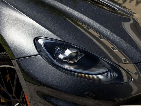 Used 2023 Aston Martin DBX 707 image 14