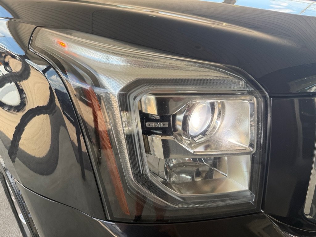 Used 2020 GMC Yukon Denali AWD/4WD image 43
