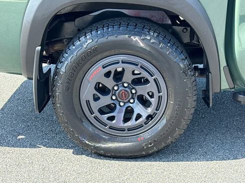 Used 2025 Nissan Frontier Pro-X RWD image 17
