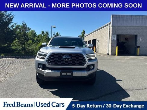 Used 2023 Toyota Tacoma TRD Sport AWD/4WD image 8