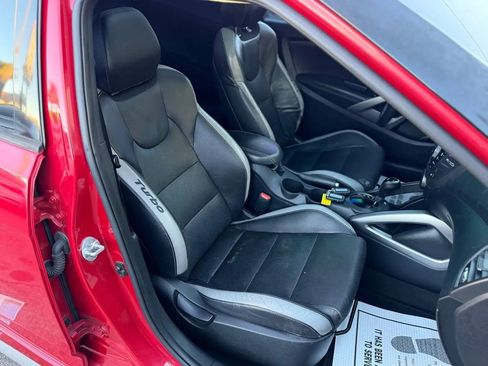 Used 2016 Hyundai Veloster Turbo w/ Option Group 04 image 30