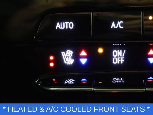 Used 2023 Chevrolet Bolt EUV LT w/ Convenience Package image 15