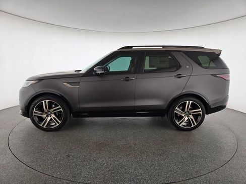 New 2026 Land Rover Discovery Limited Edition AWD/4WD image 28