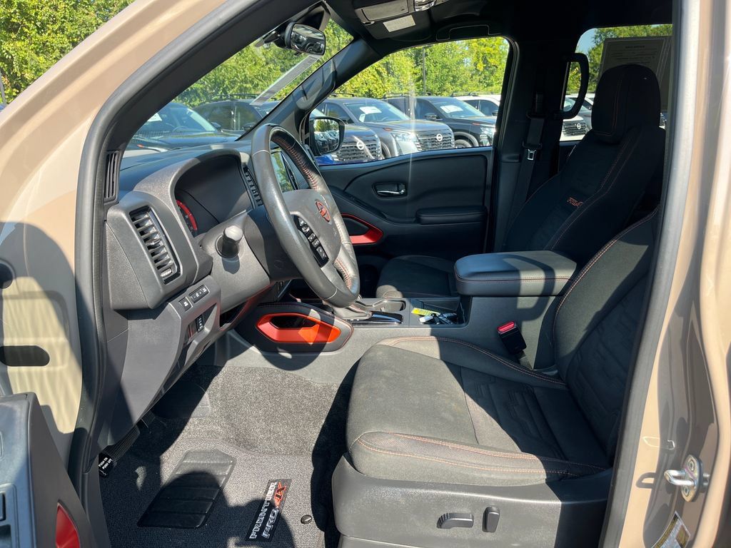 Used 2023 Nissan Frontier PRO-4X w/ Pro Convenience Package AWD/4WD image 27