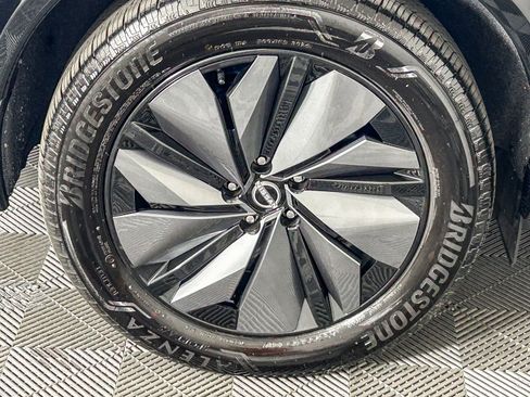 Certified 2025 Nissan Ariya AWD image 11