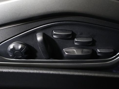 Used 2023 Porsche 911 Turbo image 36