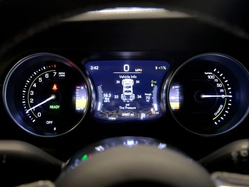 Used 2022 Jeep Wrangler Unlimited Sahara w/ Cold Weather Group image 21