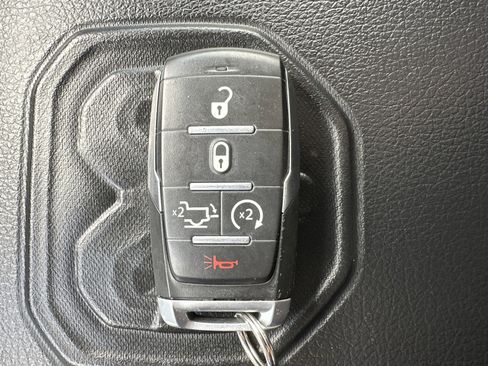 Certified 2020 RAM 1500 Laramie image 31