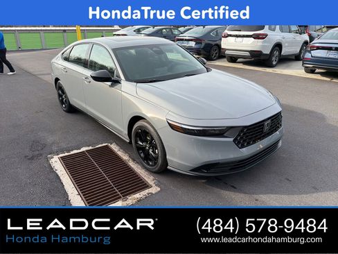 Certified 2025 Honda Accord SE image 2