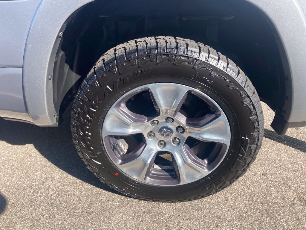 Used 2021 RAM 1500 Laramie w/ Sport Appearance Package AWD/4WD image 9