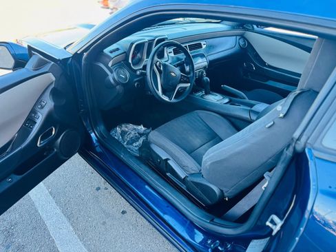 Used 2012 Chevrolet Camaro LS RWD image 9