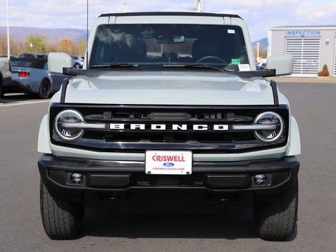 Used 2024 Ford Bronco Outer Banks image 6