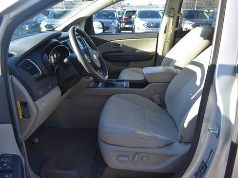 Used 2016 Kia Sedona LX w/ Option Group 020 image 17