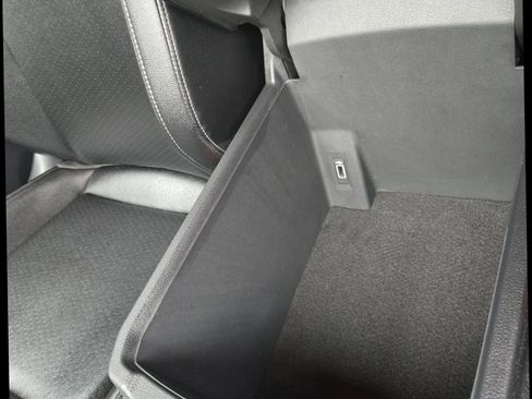 Used 2018 Volkswagen Atlas SE image 48