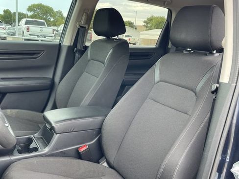Used 2025 Honda CR-V LX image 14