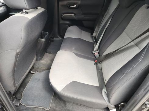 Used 2021 Toyota Tacoma TRD Off-Road image 26