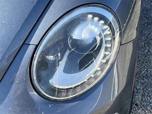 Used 2019 Volkswagen Beetle 2.0T SE image 9