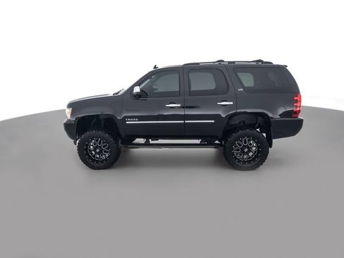 Used 2011 Chevrolet Tahoe LTZ image 8