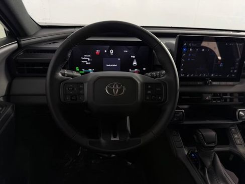 Used 2026 Toyota RAV4 SE w/ Convenience Package AWD/4WD image 39
