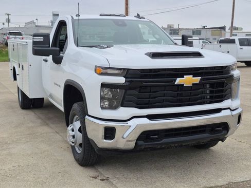 New 2026 Chevrolet Silverado 3500 W/T w/ WT Convenience Package AWD/4WD image 1