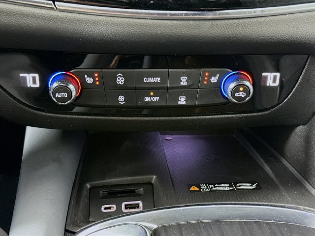 Used 2023 Buick Enclave Essence FWD image 16