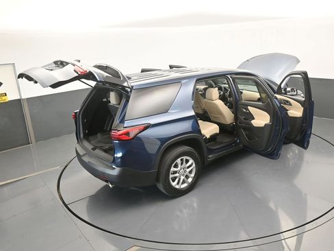 Certified 2023 Chevrolet Traverse LS image 69