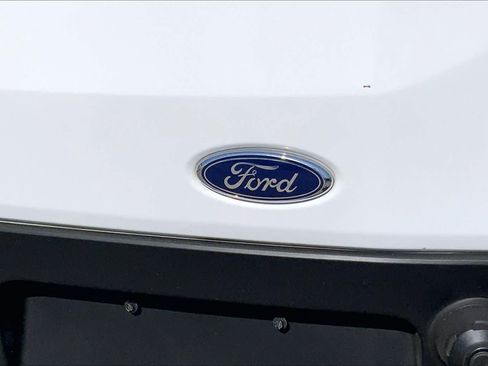 Certified 2023 Ford E-Transit Low Roof RWD image 9