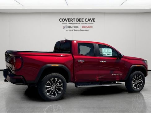 New 2026 GMC Canyon Denali image 10