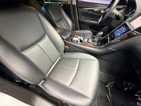 Used 2019 INFINITI Q50 Luxe w/ Essential Package (3.0T Luxe) RWD image 15