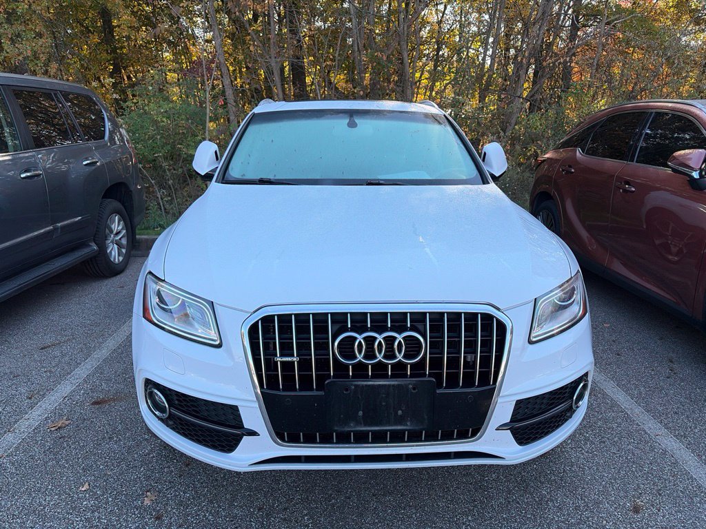 Used 2016 Audi Q5 3.0T Premium Plus w/ Technology Package AWD/4WD image 2