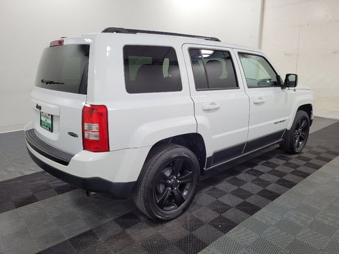 Used 2015 Jeep Patriot Sport w/ Power Value Group FWD image 10