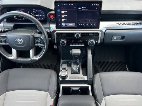 Used 2024 Toyota Tacoma TRD Sport image 10