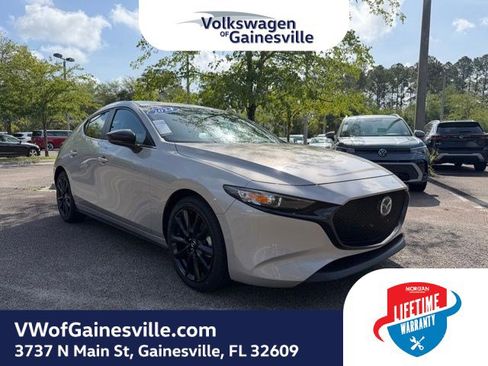 Used 2024 MAZDA MAZDA3 s FWD image 1