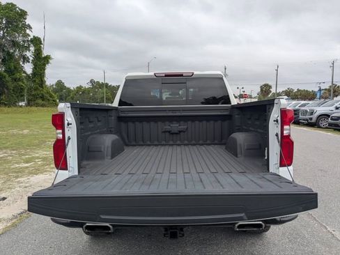 Used 2022 Chevrolet Silverado 1500 LT Trail Boss w/ LT Trail Boss Premium Package image 13