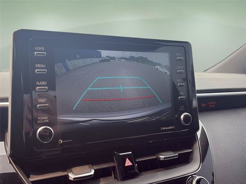 Used 2021 Toyota Corolla SE FWD image 32