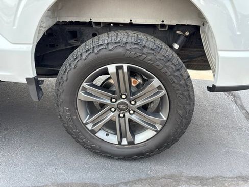 Used 2023 Ford F150 Lariat AWD/4WD image 23