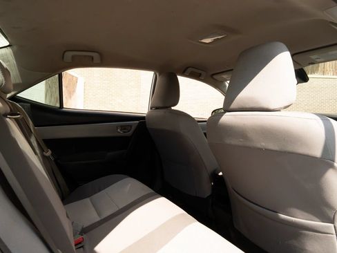 Used 2019 Toyota Corolla LE FWD image 16
