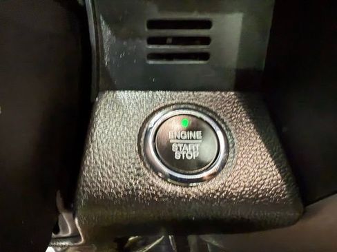 Used 2019 Ford F150 Platinum w/ Equipment Group 701A Luxury image 49