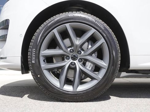 New 2026 Land Rover Range Rover Sport Dynamic SE AWD/4WD image 32