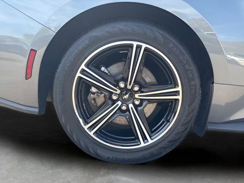 Used 2025 Ford Mustang Premium RWD image 38