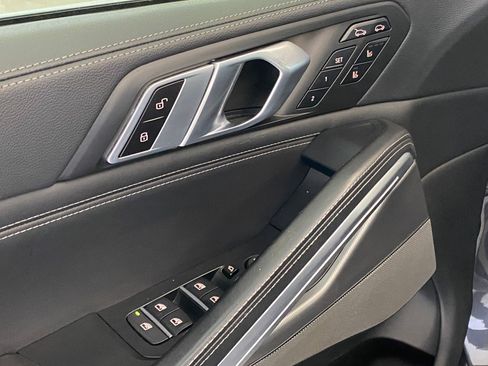 Used 2020 BMW X6 xDrive40i w/ Executive Package image 24