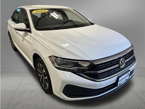 Used 2023 Volkswagen Jetta S FWD image 8