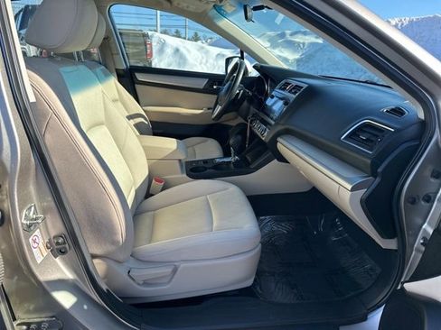 Used 2015 Subaru Legacy 2.5i Premium image 12