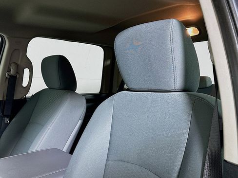 Used 2014 RAM 1500 Express image 17