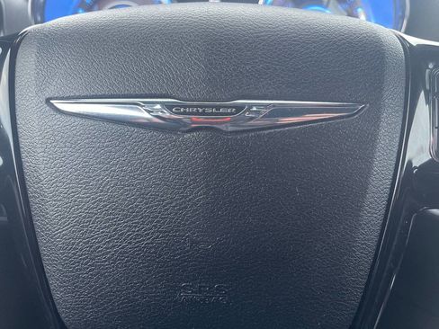 Used 2014 Chrysler 300 S w/ Luxury Group image 21